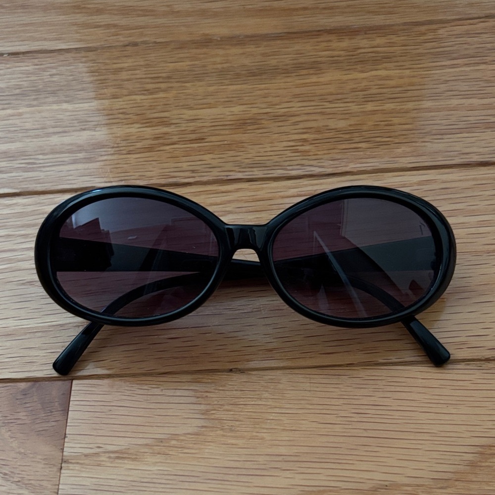 Black Oval Sunglasses